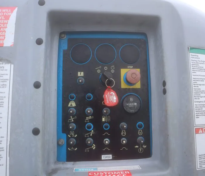 Genie S-40 DF 4 Wheel Drive Straight Stick Boom Key Controls