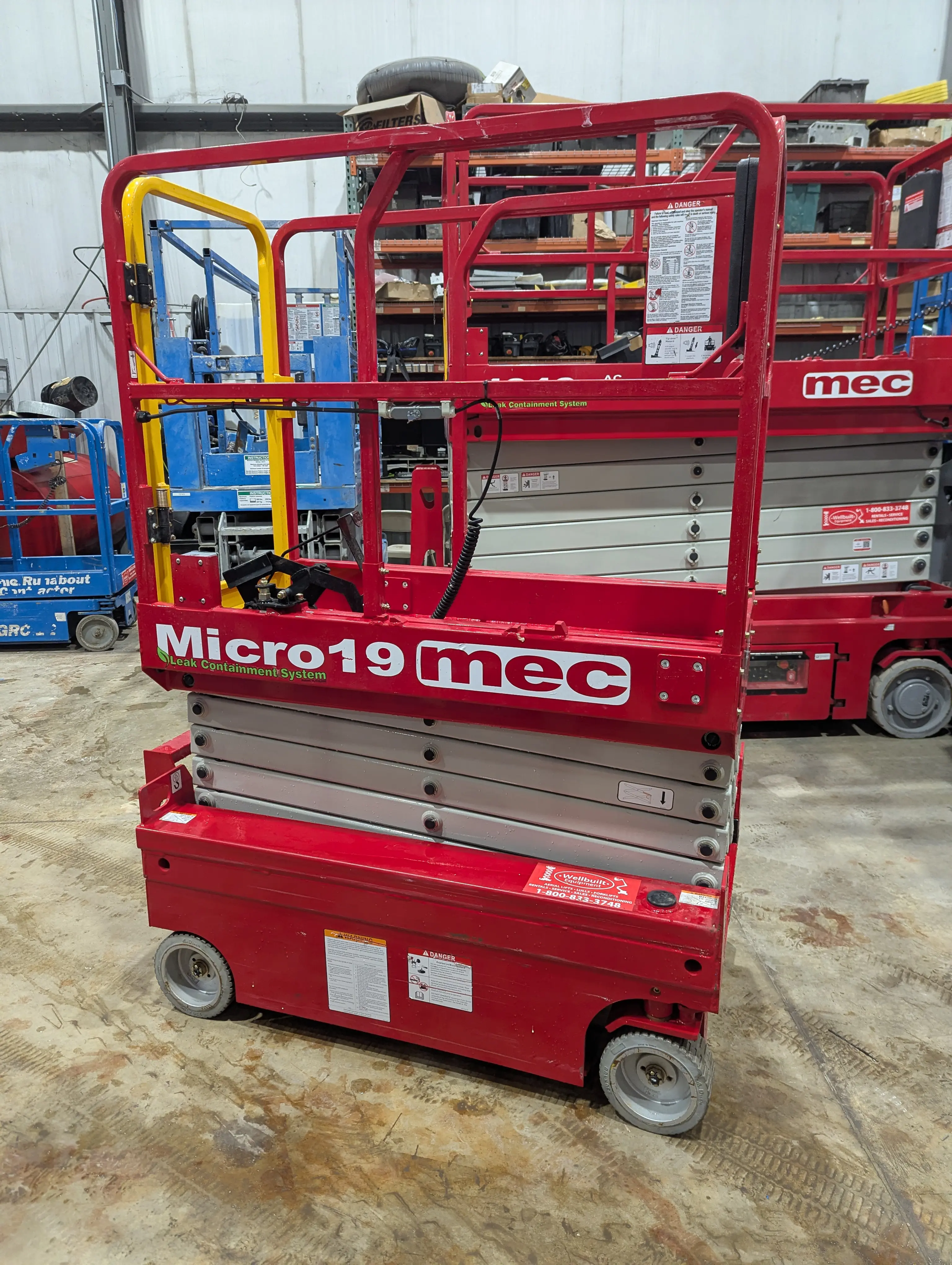 MEC Micro 19 #16925499 - Used Electric Scissor Lift for Sale